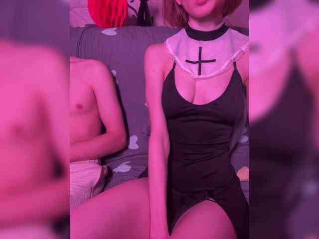 NaughtyDuo webcam