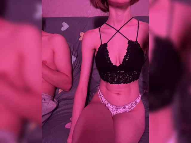 NaughtyDuo webcam
