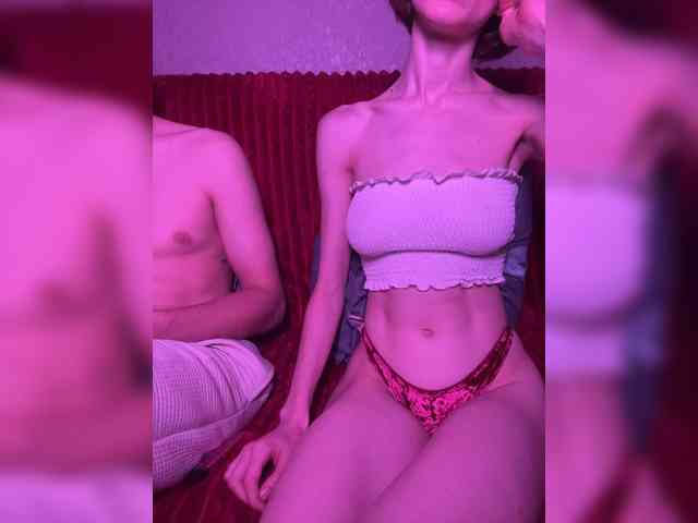 NaughtyDuo webcam