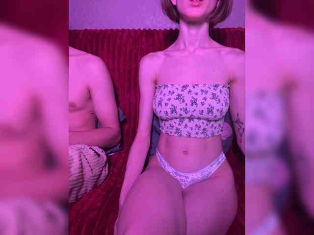 NaughtyDuo webcam