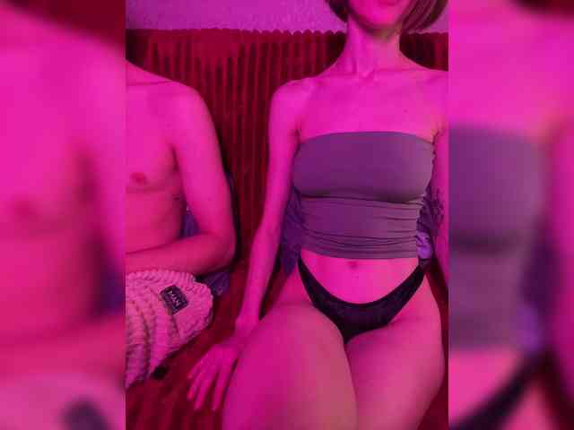 NaughtyDuo webcam