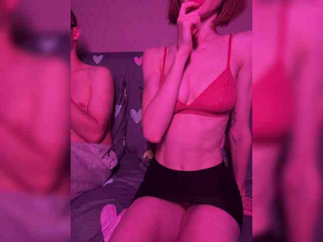 NaughtyDuo webcam