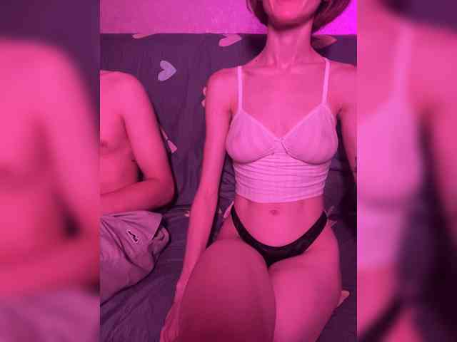 NaughtyDuo webcam