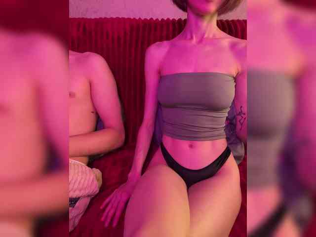 NaughtyDuo webcam