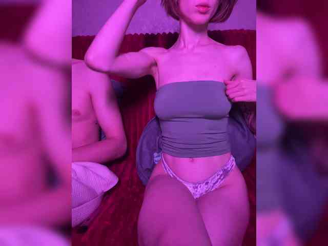 NaughtyDuo webcam