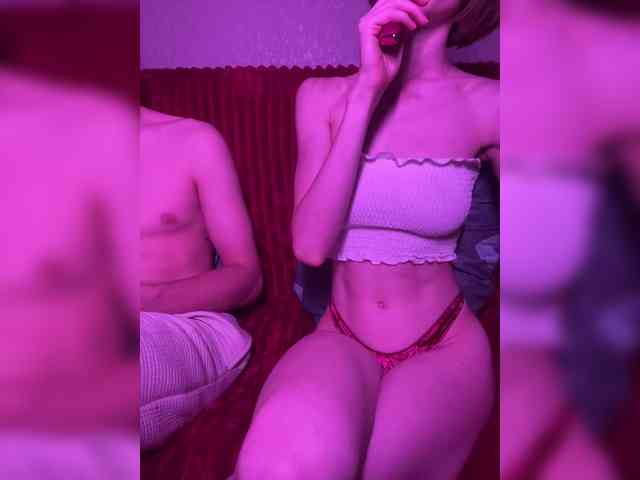 NaughtyDuo webcam