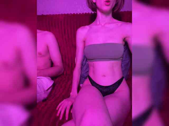 NaughtyDuo webcam