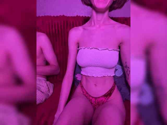 NaughtyDuo webcam