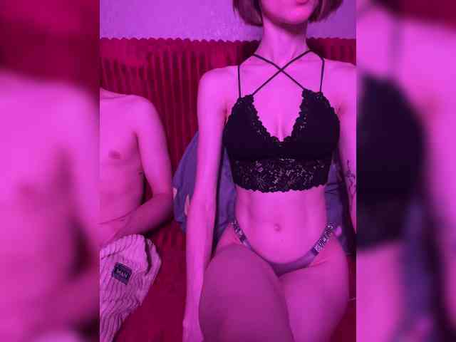 NaughtyDuo webcam