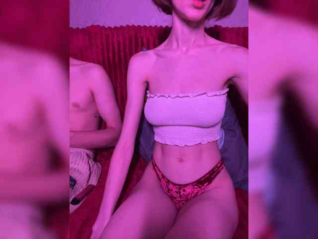 NaughtyDuo webcam