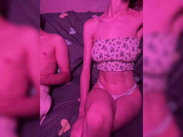 NaughtyDuo webcam