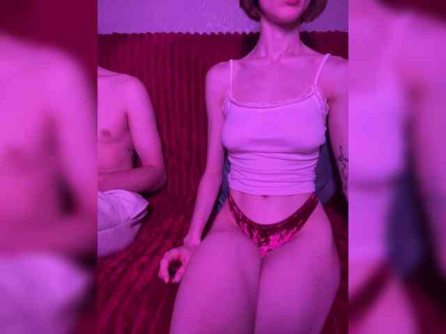 NaughtyDuo webcam