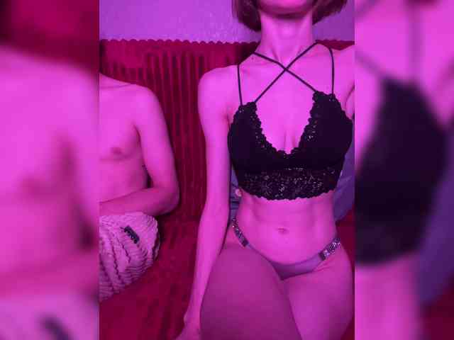 NaughtyDuo webcam