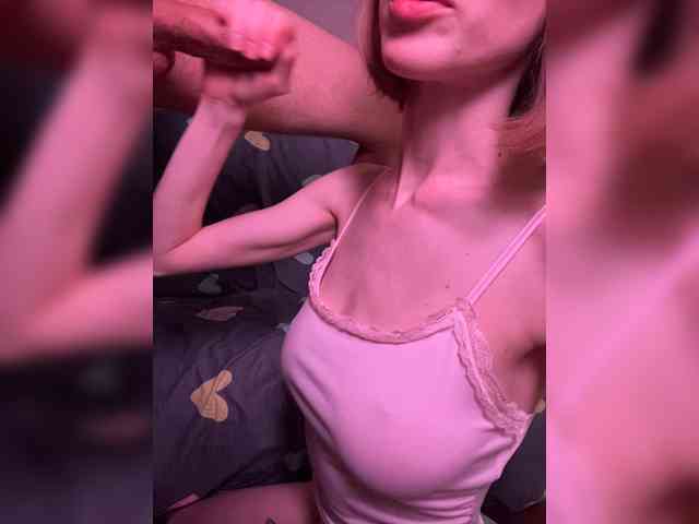 NaughtyDuo webcam
