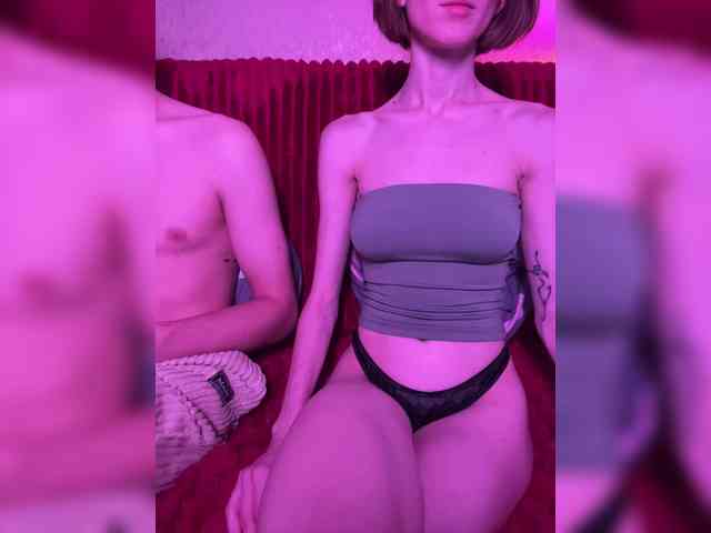 NaughtyDuo webcam