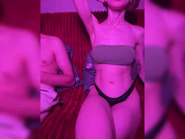 NaughtyDuo webcam