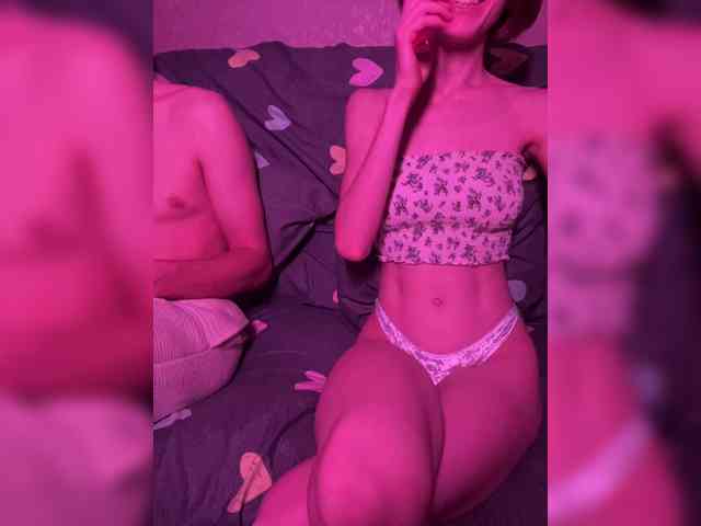 NaughtyDuo webcam