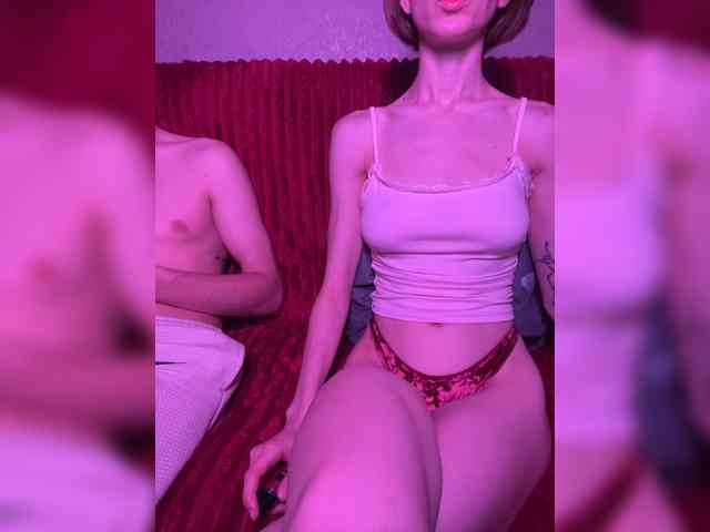 NaughtyDuo webcam