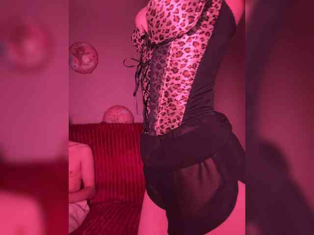 NaughtyDuo webcam