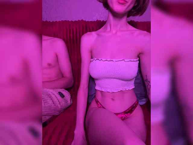NaughtyDuo webcam