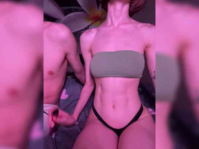 NaughtyDuo webcam