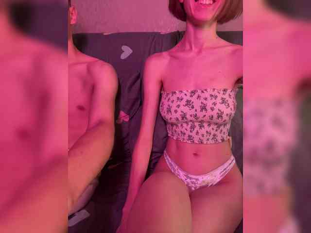 NaughtyDuo webcam
