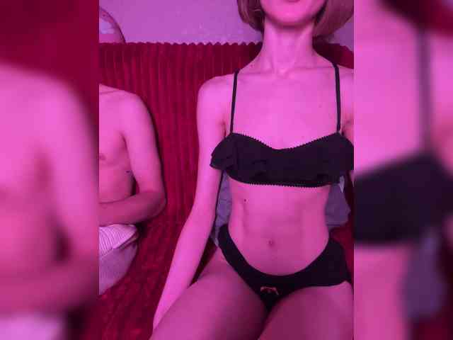 NaughtyDuo webcam