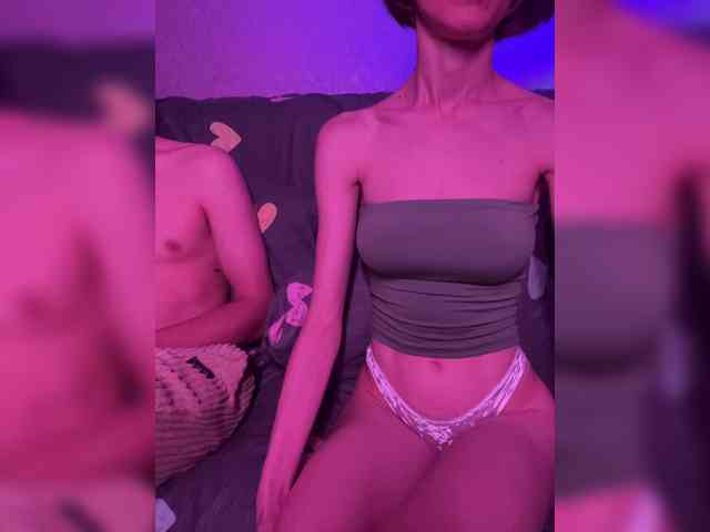 naughtyduo's live room