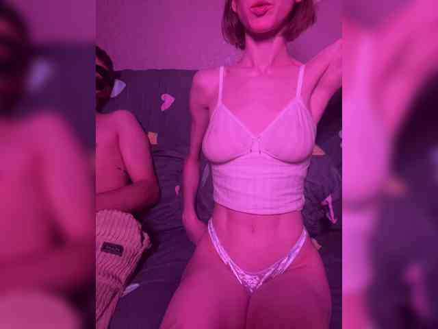 NaughtyDuo webcam