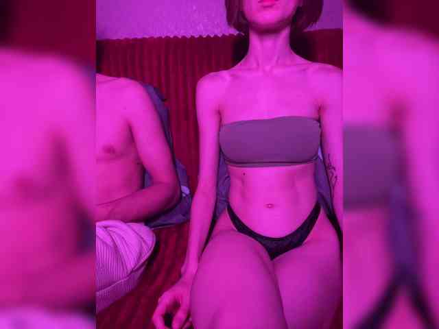 NaughtyDuo webcam