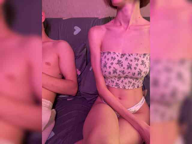 NaughtyDuo webcam