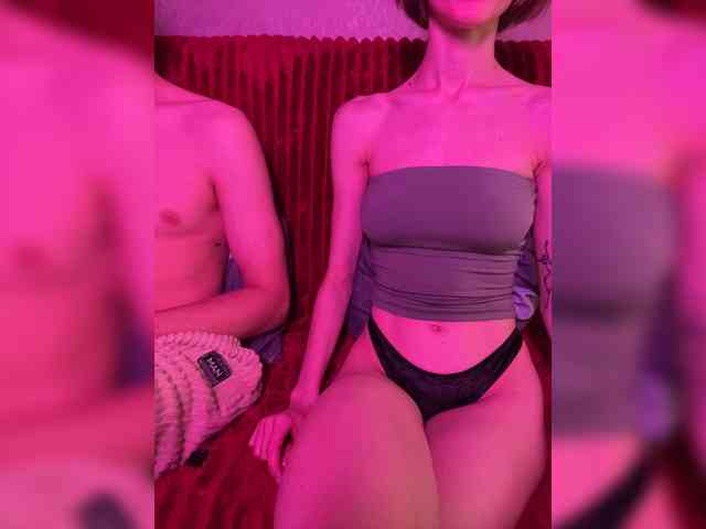 NaughtyDuo webcam