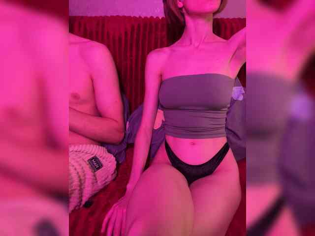 NaughtyDuo webcam