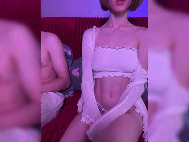 Модель: NaughtyDuo