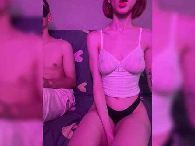 NaughtyDuo webcam