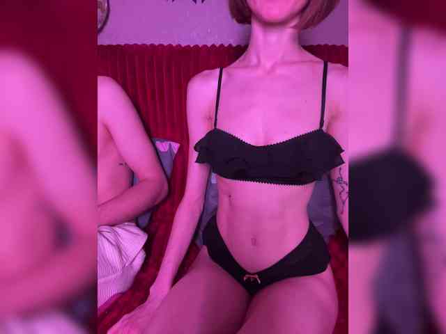 NaughtyDuo webcam