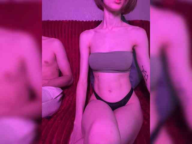NaughtyDuo webcam
