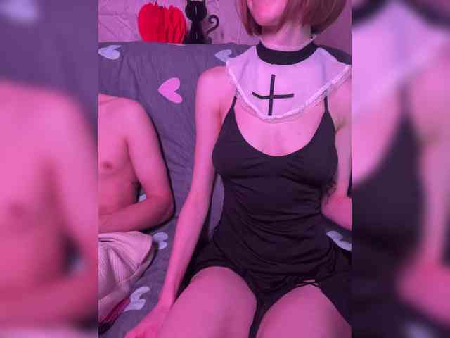 NaughtyDuo webcam