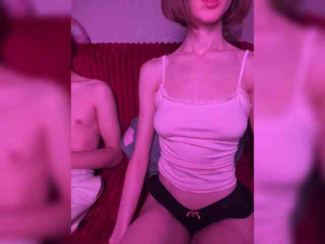 NaughtyDuo webcam