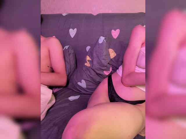 NaughtyDuo webcam