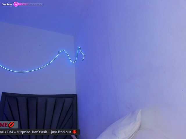 Fiorela live cam on BongaCams
