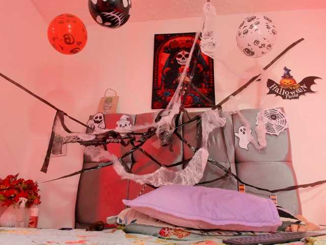 Karol-wish live cam on BongaCams