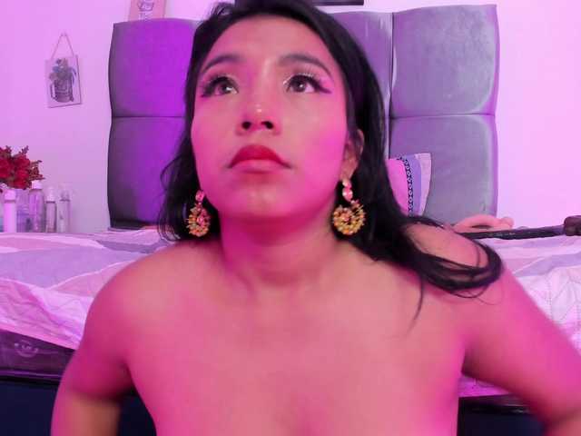 Karol-wish live cam on BongaCams