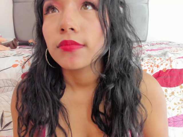 Karol-wish live cam on BongaCams