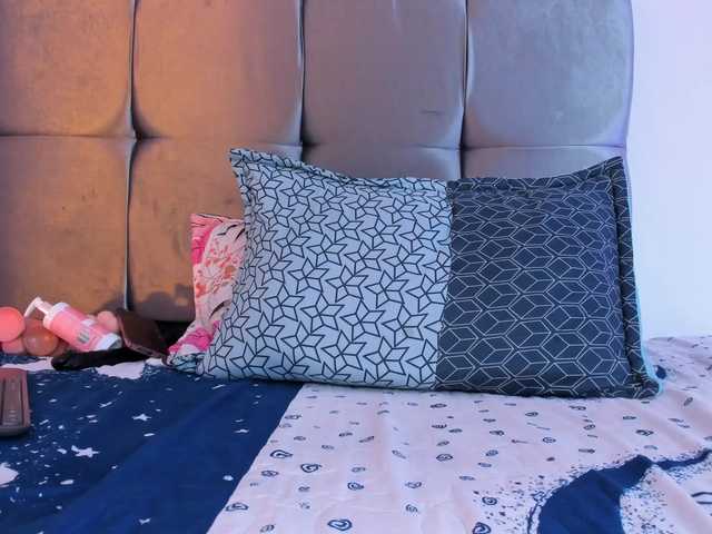Karol-wish live cam on BongaCams