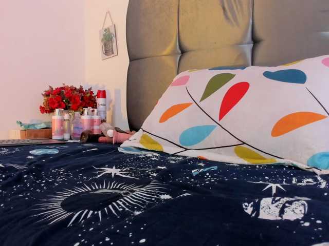 Karol-wish live cam on BongaCams