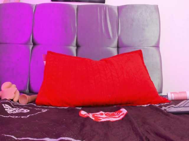 Karol-wish live cam on BongaCams