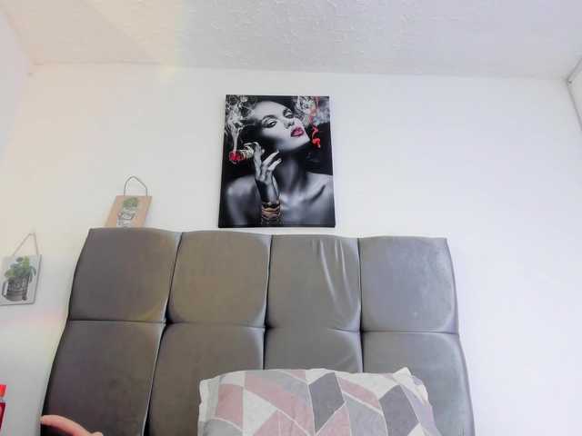 Karol-wish live webcam show