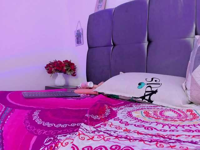 Karol-wish live cam on BongaCams