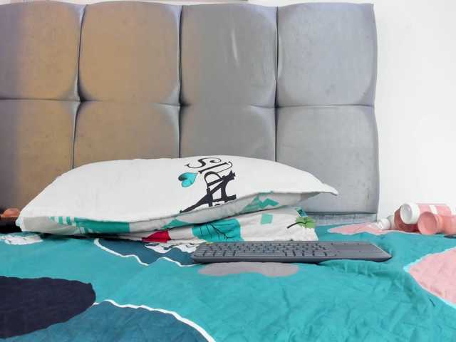Karol-wish live cam on BongaCams
